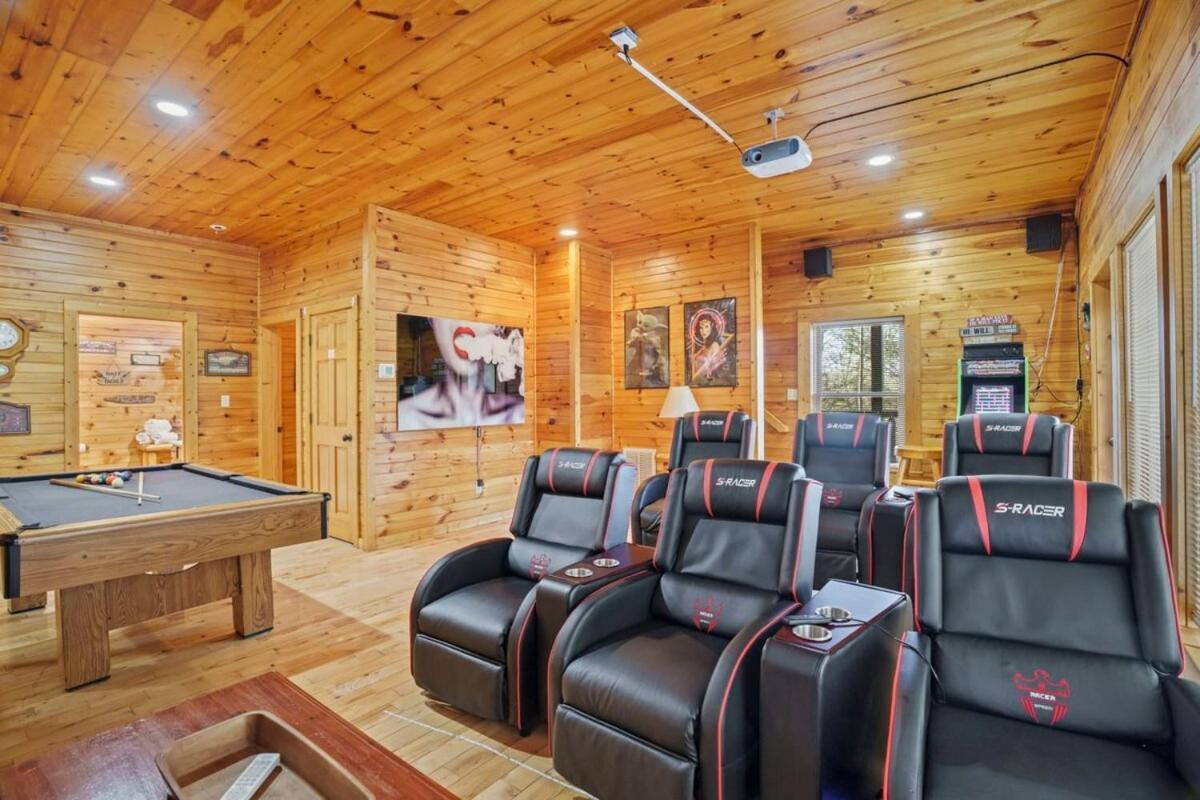 Stunning Mountain Cabin W Hot Tub Gatlinburg Eksteriør billede